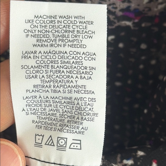 Cabi Crochet Print Black Brown and Cream Buttoned Sheer Paris Blouse Size Large - Picture 11 of 12